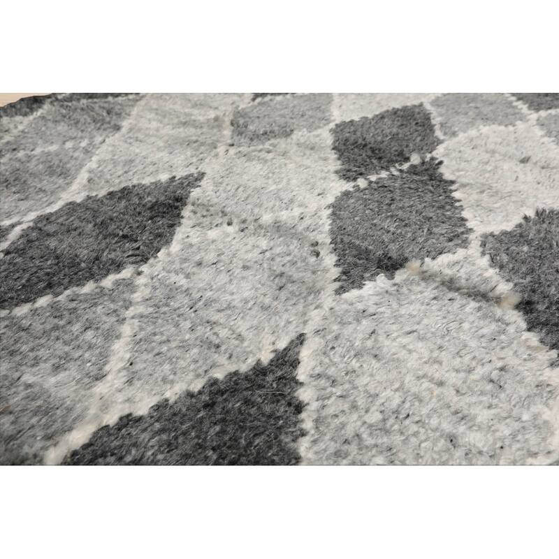 LoomBloom Contemporary Hand Knotted Gray 100% Wool Tribal Moroccan Rug - 5' 3'' x 7' 7''