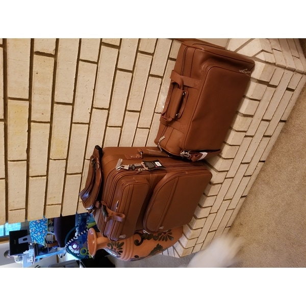 luggage with retractable wheels