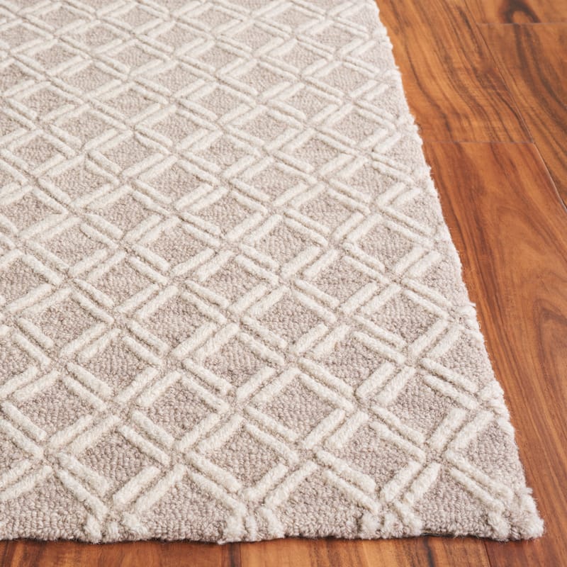 SAFAVIEH Handmade Genre Haifa Geometric Wool Rug