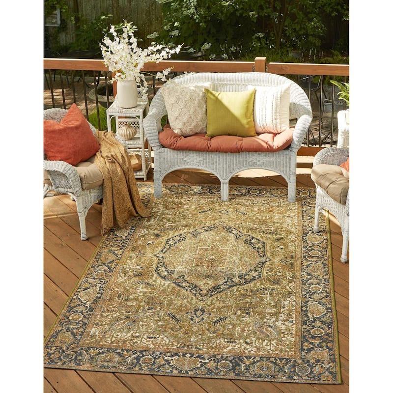 Outdoor Nirie Collection Area Rug - Green - 7'10"x10'