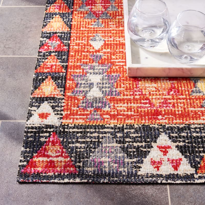 SAFAVIEH Montage Tiia Indoor/ Outdoor Waterproof Patio Backyard Rug