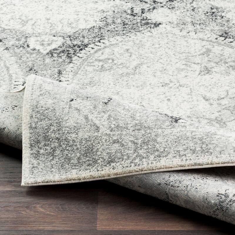Distressed Vintage Medallion Area Rug - 6'7" x 9'