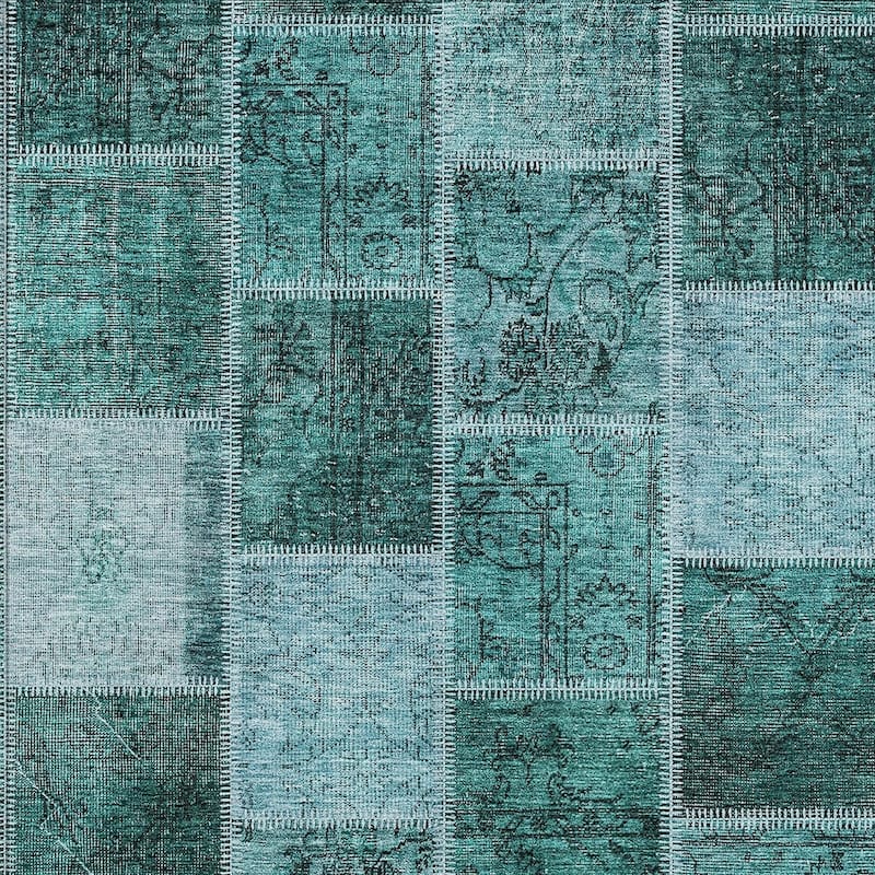 HomeRoots Patchwork Transitional Rectangle Outdoor Rug