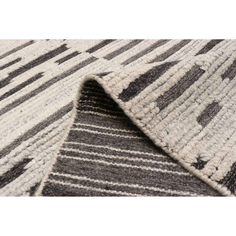 ECARPETGALLERY Hand-knotted Tangier Light Grey Wool Rug - 5'4 x 7'7
