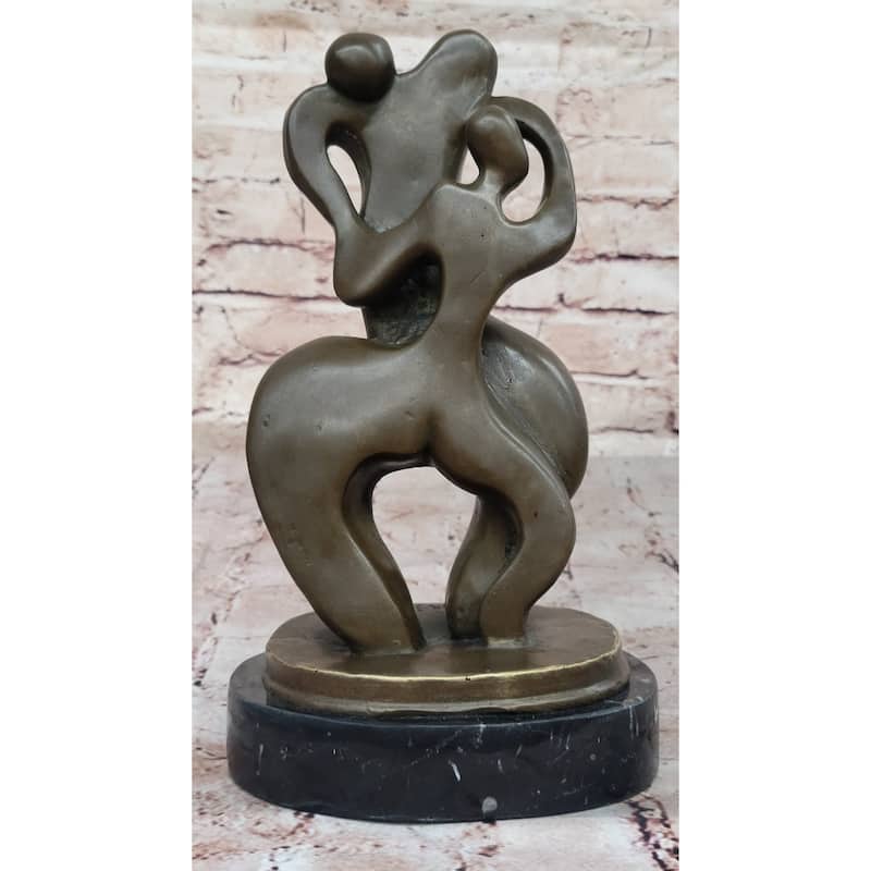 Abstract Bronze Sculpture Of Embracing Figures – Contemporary Art On Marble Base