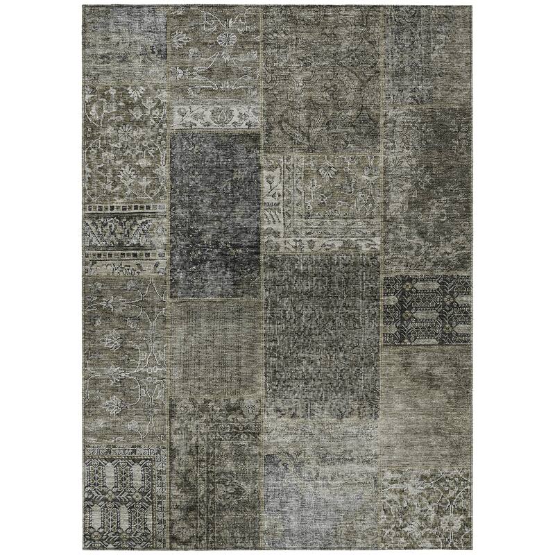 HomeRoots Patchwork Transitional Rectangle Outdoor Rug
