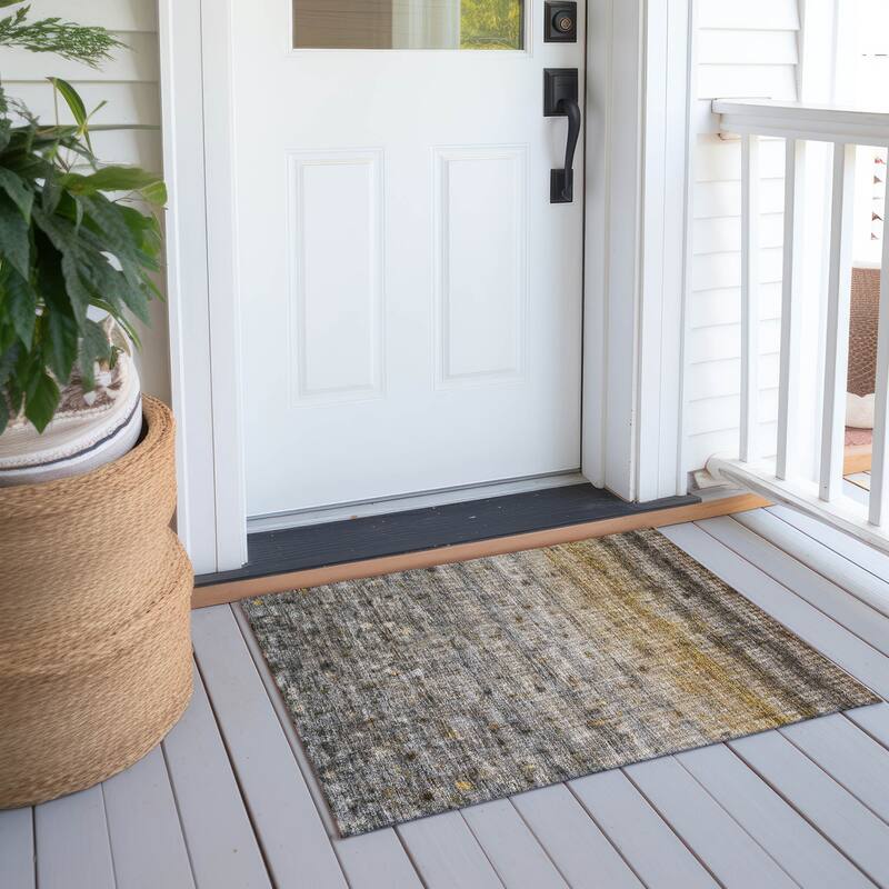 Machine Washable Indoor/ Outdoor Ombre Stripes Chantille Rug - Taupe - 1'8" x 2'6"
