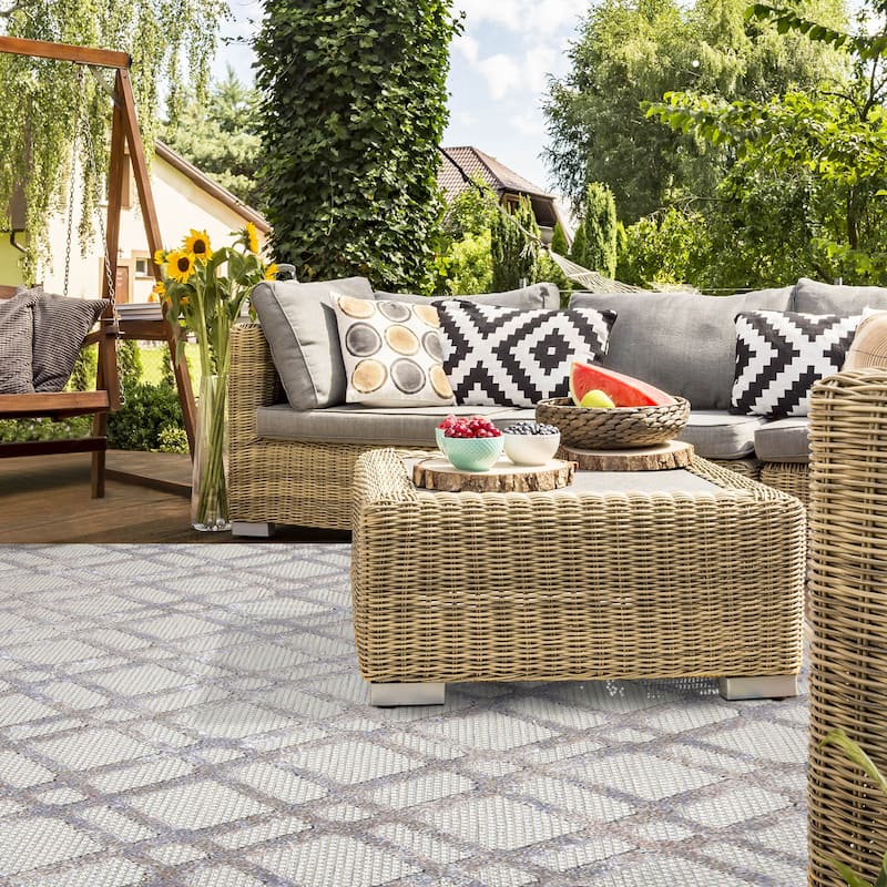 Superior Modern Geometric Abstract Indoor Outdoor Area Rug