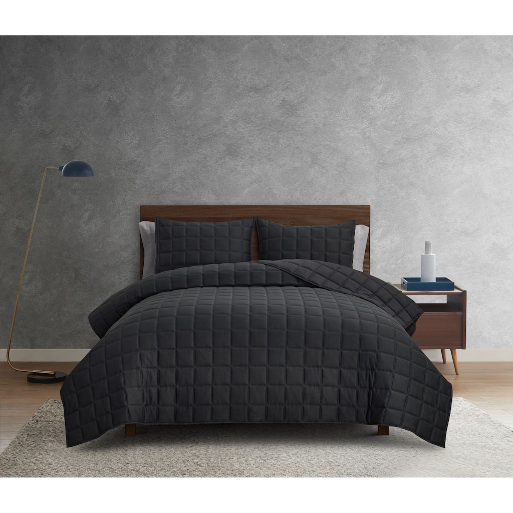 Clarice Jet Quilt Set