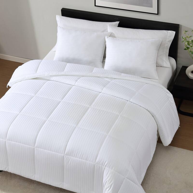 Vera Wang Signature White 2 Piece Standard Pillow Set