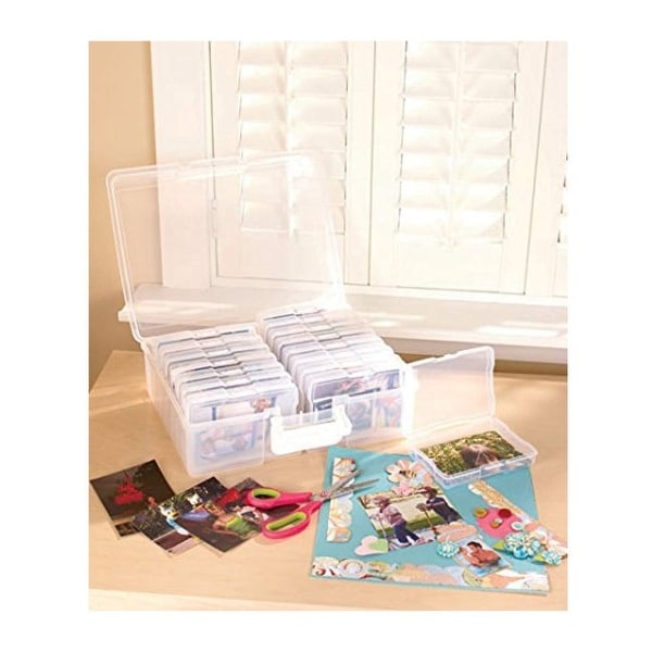 Scrapbooking 1,600 Photo Organizer Case - 16 Inner Cases - Snap Closures - 9'6" x 13'6". Opens flyout.