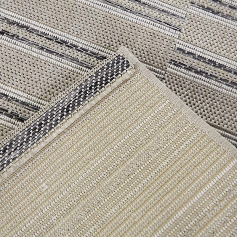Trevor Modern Striped Indoor/Outdoor Area Rug