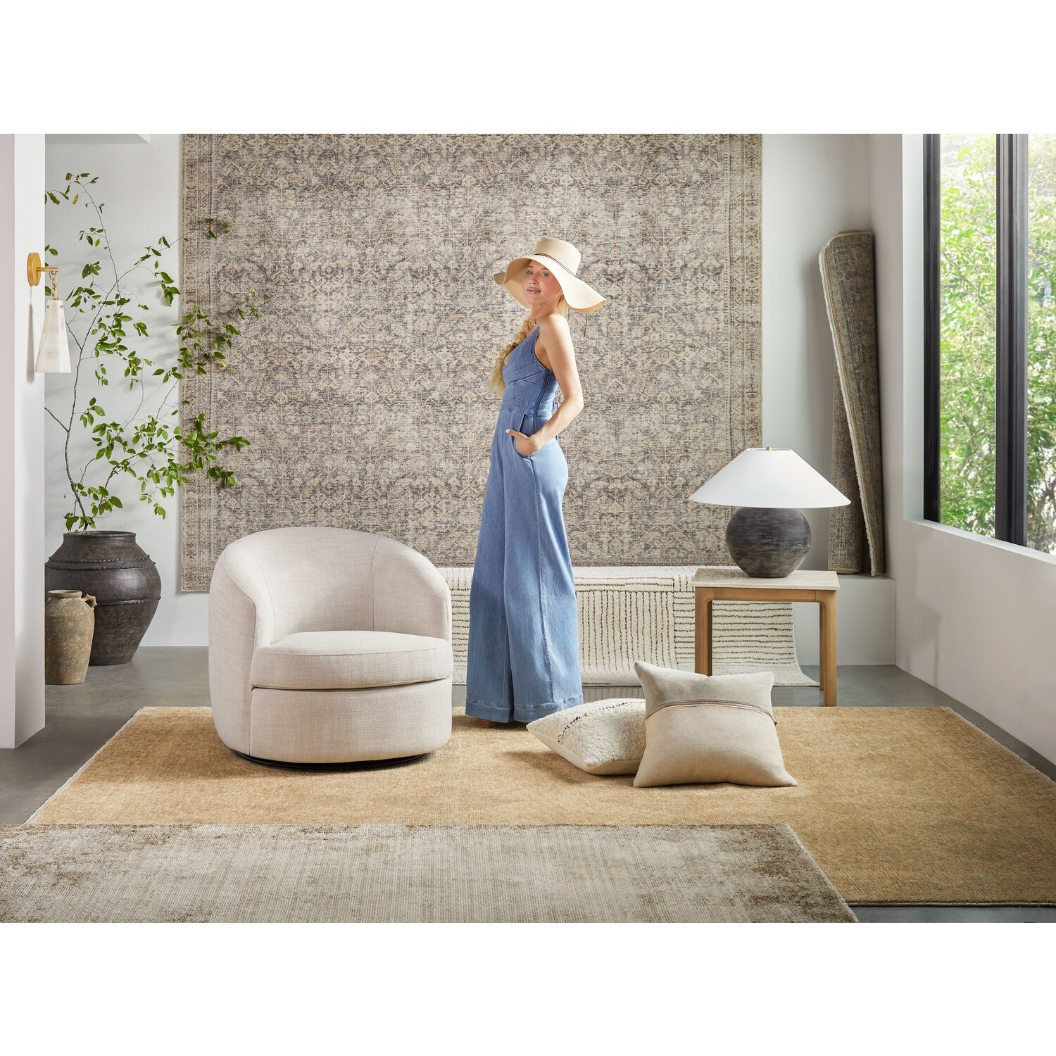 Galey Alix x Livabliss Fetscher V Vintage Damask Area Rug