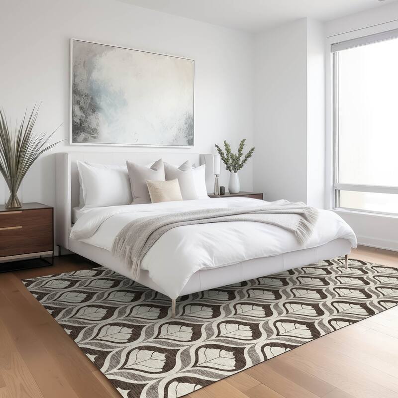 Machine Washable Indoor/ Outdoor Modern Trellis Chantille Rug