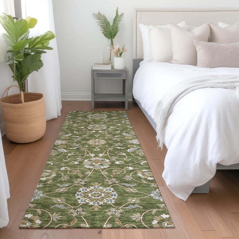 Machine Washable Indoor/ Outdoor Traditional KashanChantille Rug - Olive - 2'3" x 7'6"