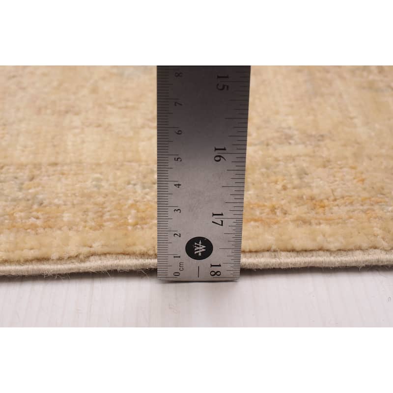 ECARPETGALLERY Hand-knotted Chobi Finest Ivory Wool Rug - 5'11 x 9'1