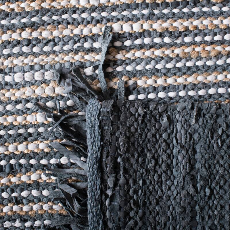 SAFAVIEH Handmade Vintage Boho Leather Zhanna Modern Stripe Leather Rug with Fringe