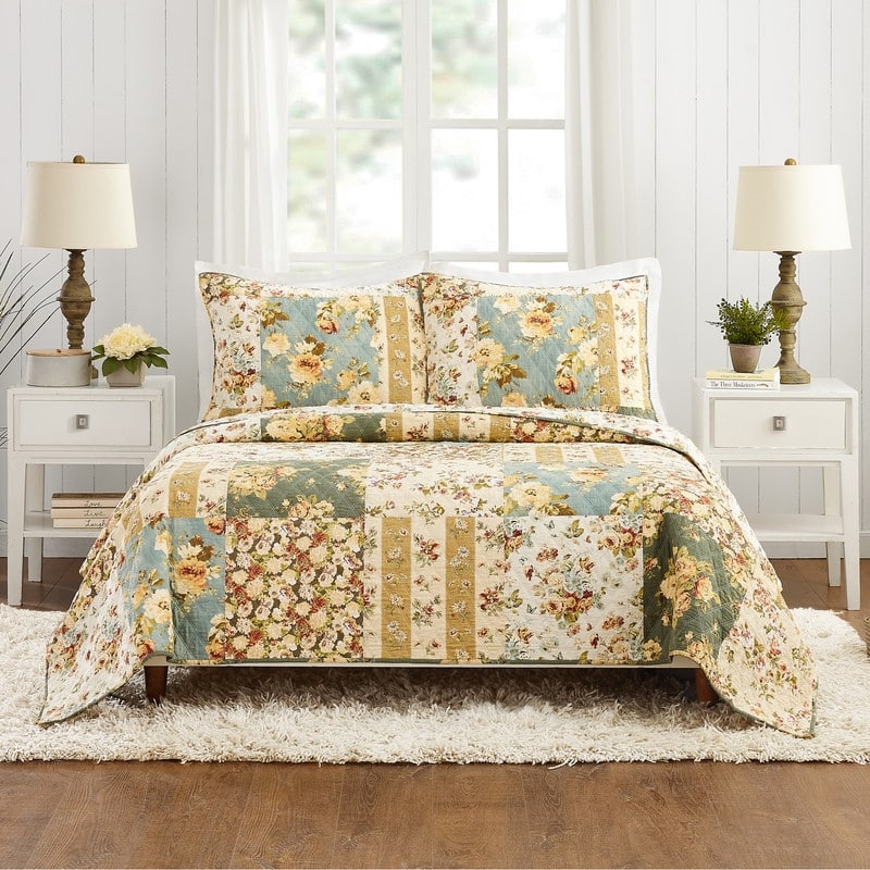 Modern Heirloom Floral Patch Quilt Set