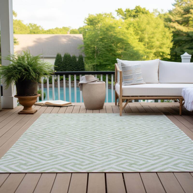 Machine Washable Indoor/ Outdoor Chantille Geo Modern Rug