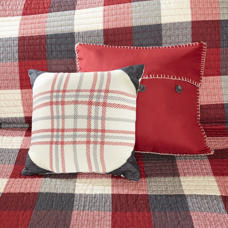 Madison Park Pioneer 6 Piece Printed Herringbone Quilt Set with Throw Pillows