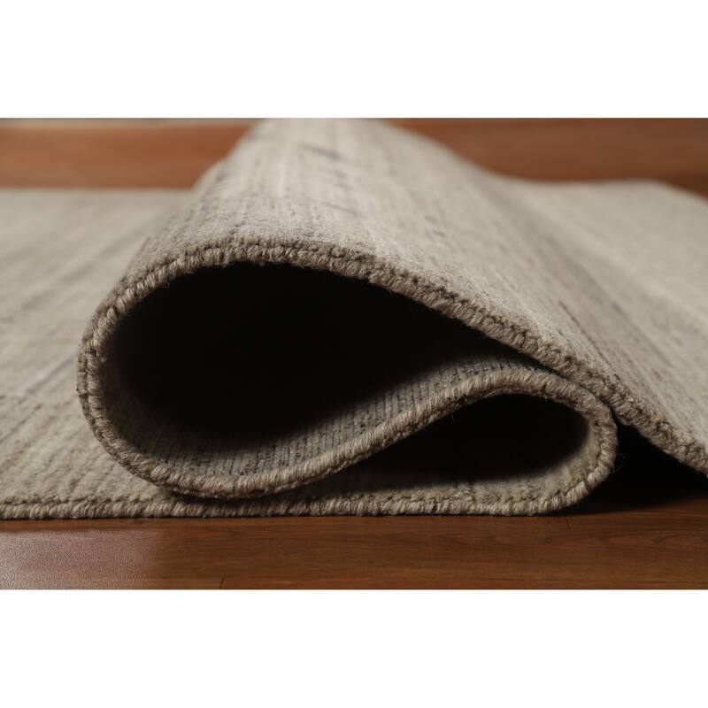 Hand Knotted Oriental 100% Wool Carpet Tribal Tribal Beige & Ivories Gabbeh Area Rug - 9' 9'' X 6' 7''