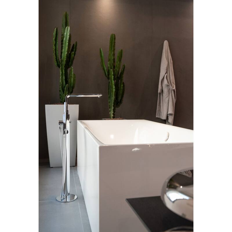Grohe Lineare Floor Mounted Tub Filler with Built-In Diverter -