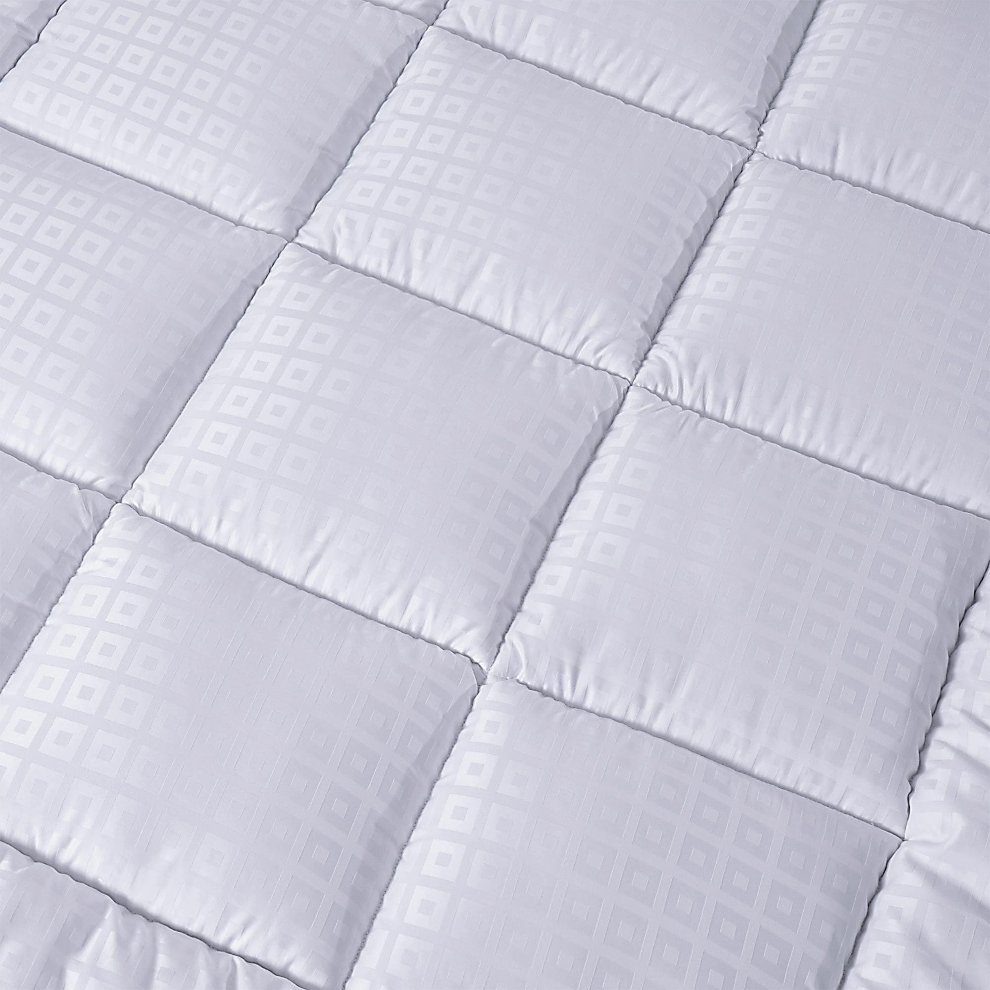 Grid Jacquard Quilted Down Alternative Mattress Topper White - Twin