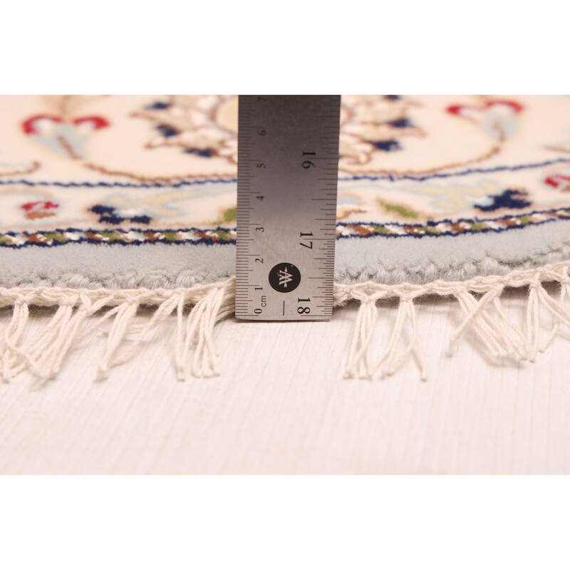 ECARPETGALLERY Hand-knotted Nain Grey Silk, Wool Rug - 5'2 x 5'2