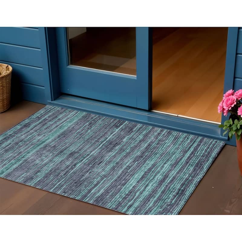HomeRoots Striped Transitional Rectangle Outdoor Rug - 3' x 5'