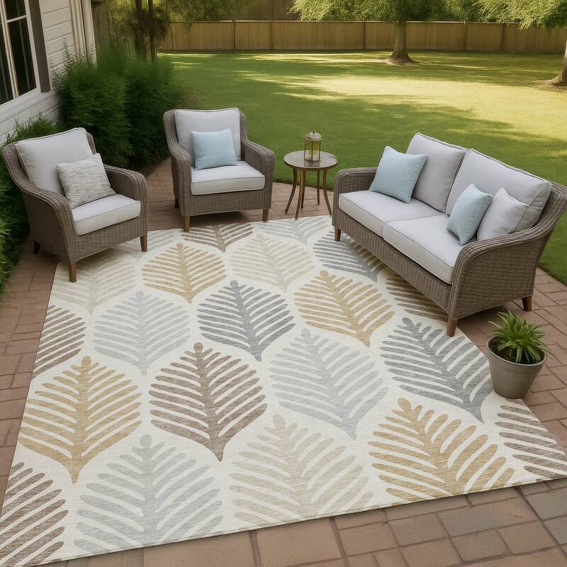 Machine Washable Indoor/ Outdoor Modern Fern Chantille Rug - Ivory - 8' x 10'