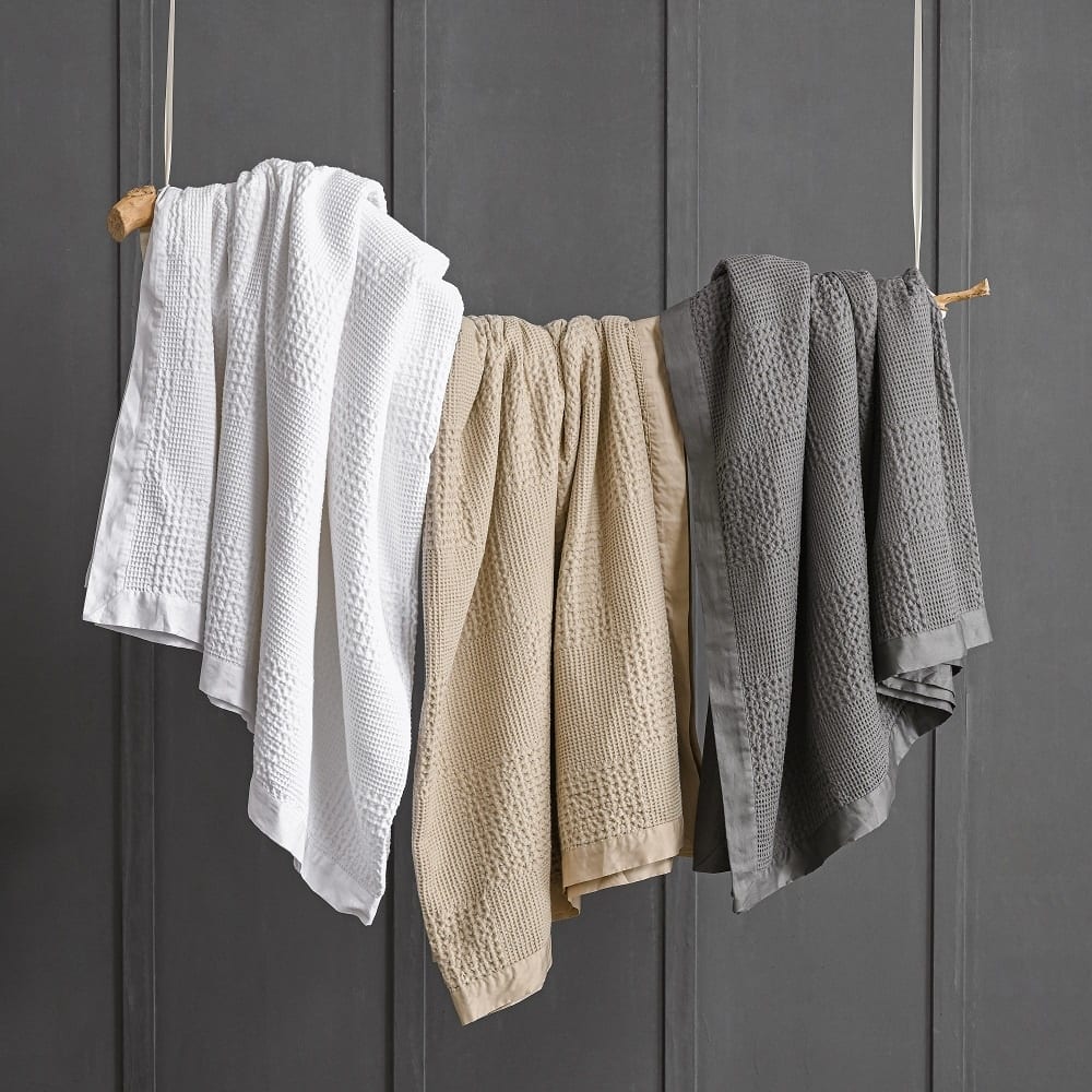 100% Cotton Waffle Weave Lightweight Bed Blanket, Cotton Sateen Bordered