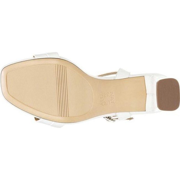 naturalizer ivy ankle strap sandals