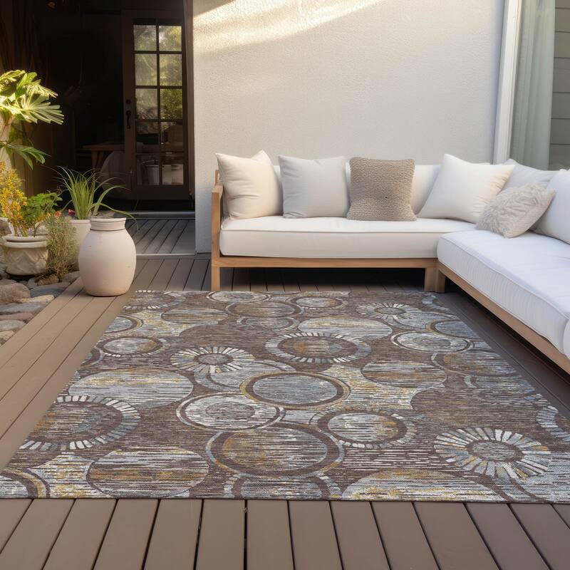 Machine Washable Indoor/Outdoor Contemporary Wheels Chantille Rug - Fudge - 3' x 5'
