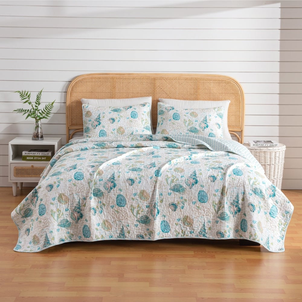 Linery & Co. Coastal Microfiber Quilt Set With Shams