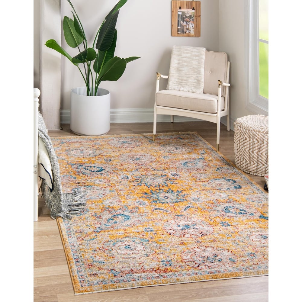 Traditional Nixa Collection Area Rug