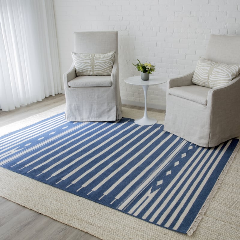 Skyline Decor Light Green Thompson Rugs in Rectangle Shape - Big