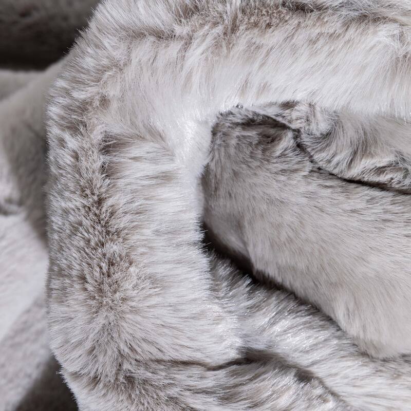 Well Woven Opal Crest Plush Glam Modern Area Rug