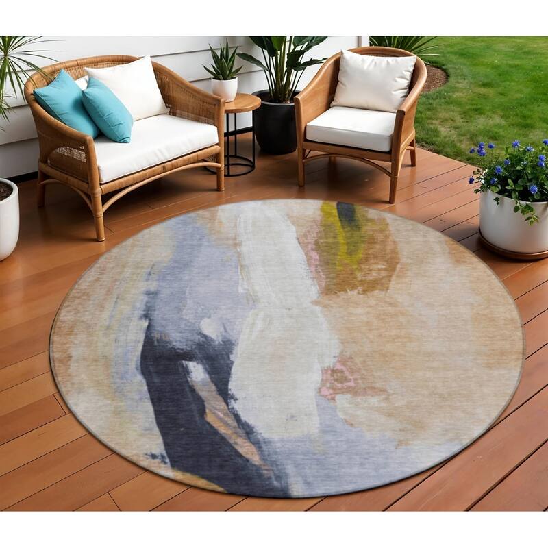 HomeRoots Abstract Transitional Rectangle Outdoor Rug - 8' Round