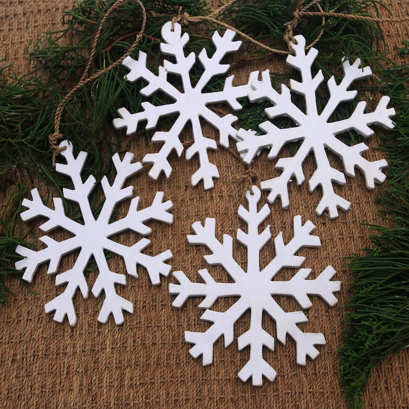 NOVICA White Snowflakes, Wood ornaments (set of 4)