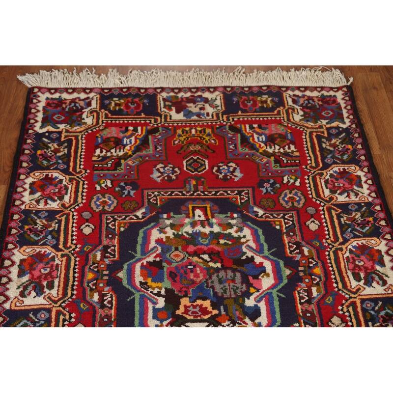 Hand Knotted Oriental 100% Wool Carpet Traditional Medallion Red Bakhtiari Area Rug - 4' 10'' X 3' 8''