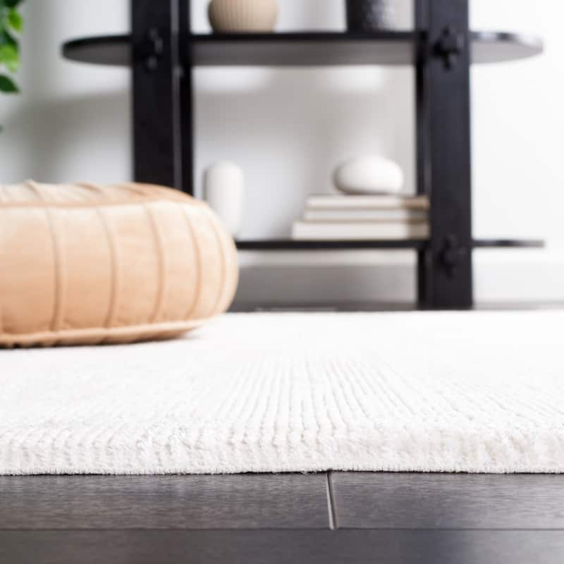 SAFAVIEH Whisper Abigael Modern Rug