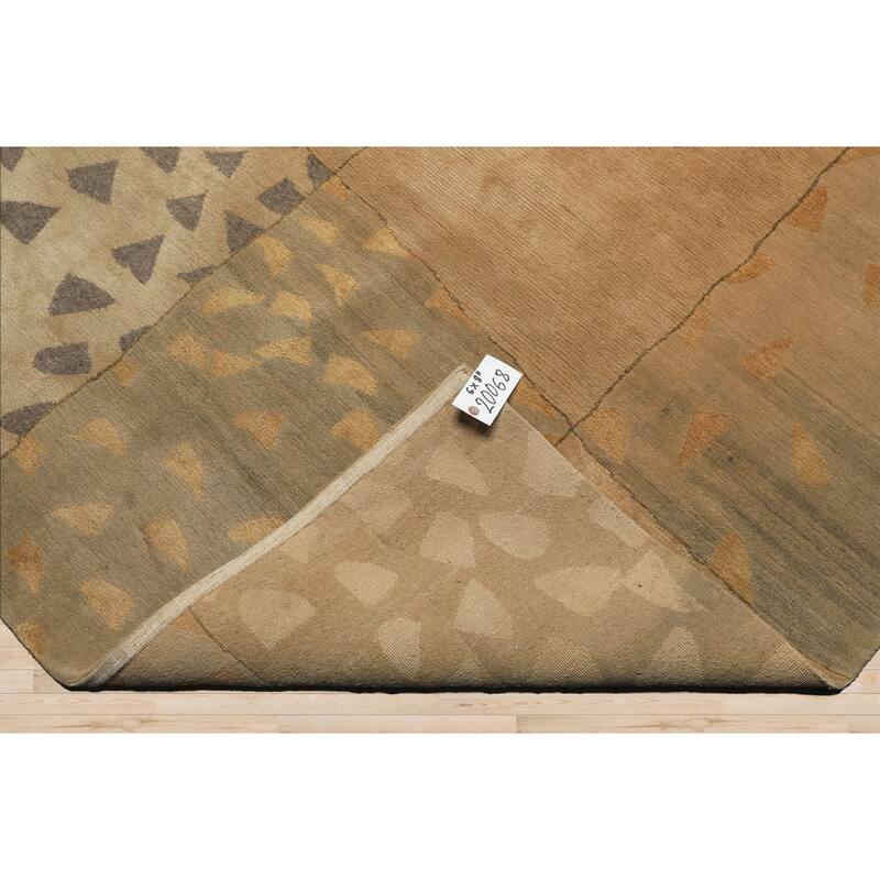 6x8'11'' Tibetano Hand Knotted Wool Beige Modern & Contemporary Art Deco Rug - 6' x 8' 11''