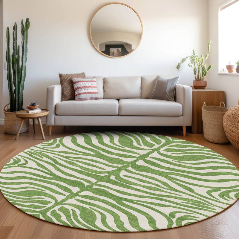 Machine Washable Indoor/ Outdoor Modern Animal Print Chantille Rug - Green - 8' x 8'