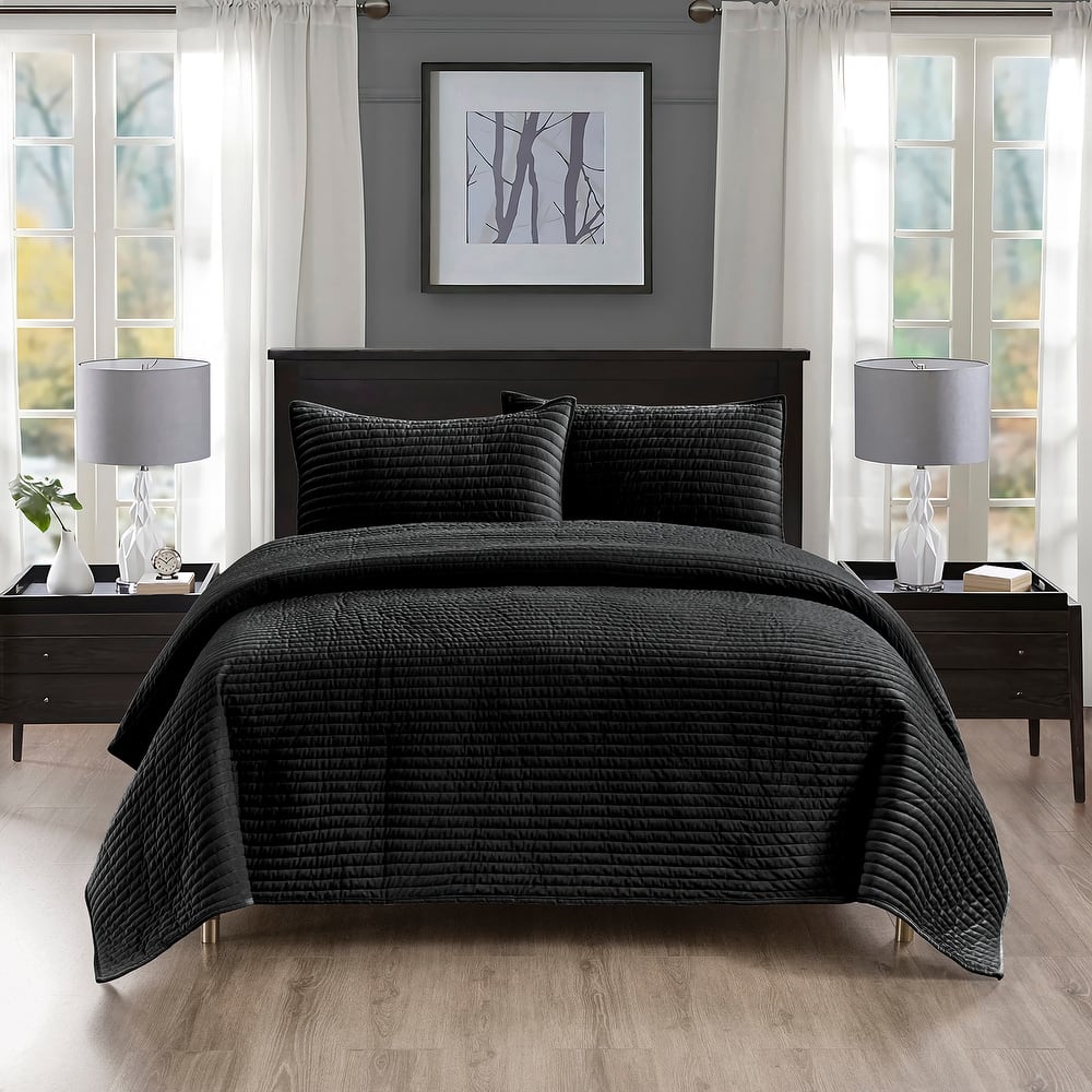 Pointehaven Heavy-Weight Oversized Channel Design Velvet Quilt Sets
