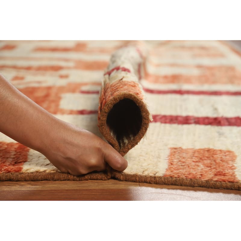 Moroccan Oriental Area Rug Hand-Knotted Beige Tribal Wool Carpet - 6'10" x 9'8"