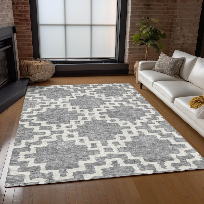 Machine Washable Indoor/ Outdoor Chantille Geo Trellis Rug