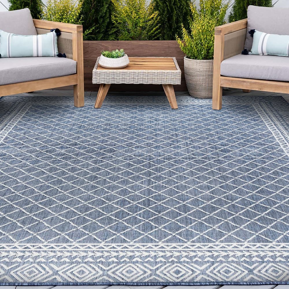 Exo Coastal Diamond Indoor/Outdoor Area Rug