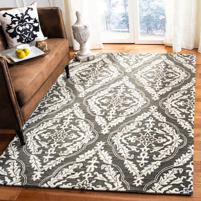 SAFAVIEH Handmade Blossom Iwona Modern Floral Wool Rug