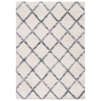 SAFAVIEH Berber Shag Mirsie Shag Rug - Ivory/Grey - 5' 1" x 7' 6"