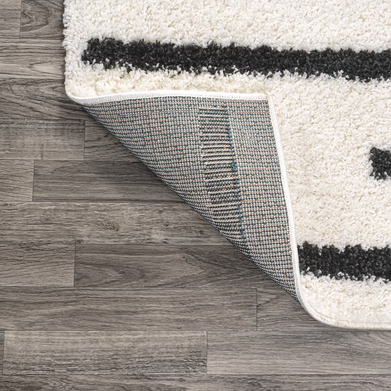 JONATHAN Y Cristo Berber Stripe Shag Area Rug